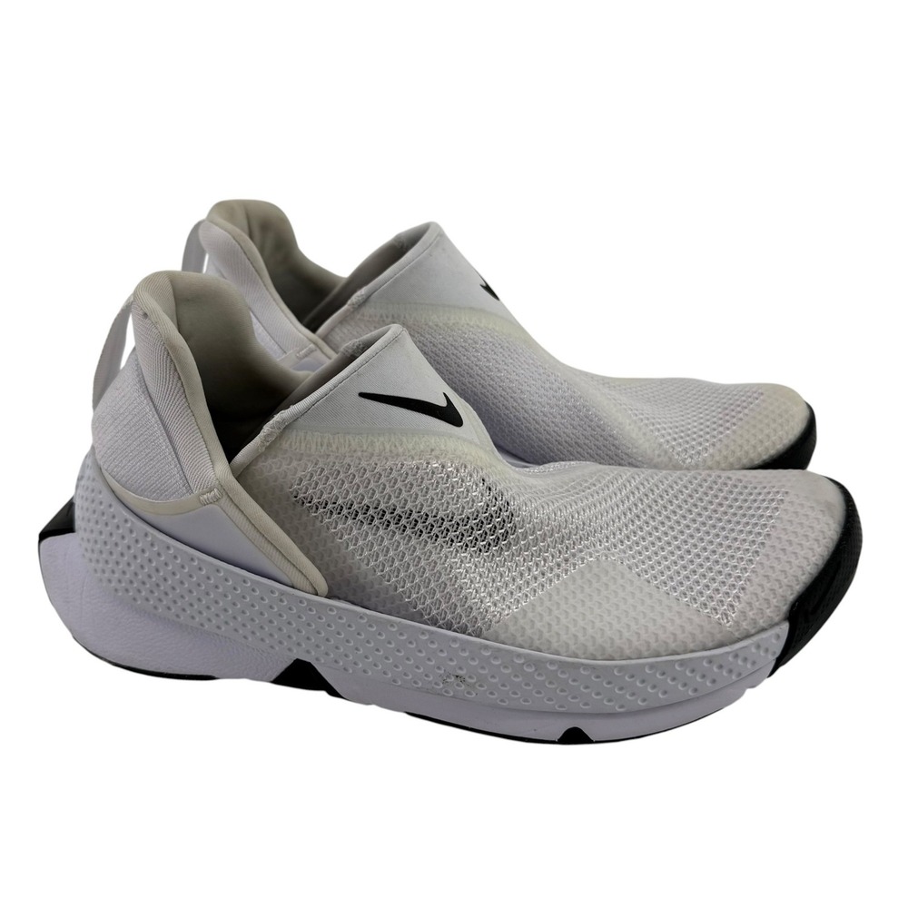 Nike Go FlyEase Womens 7.5 White Black Hands-Free Slip On Sneakers DR5540-102